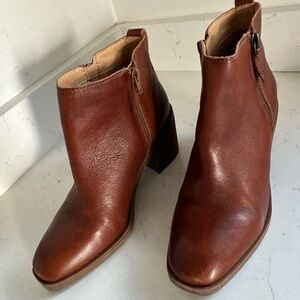 Crown Vintage Ardella leather Cognac Ankle Boots sz 8‎